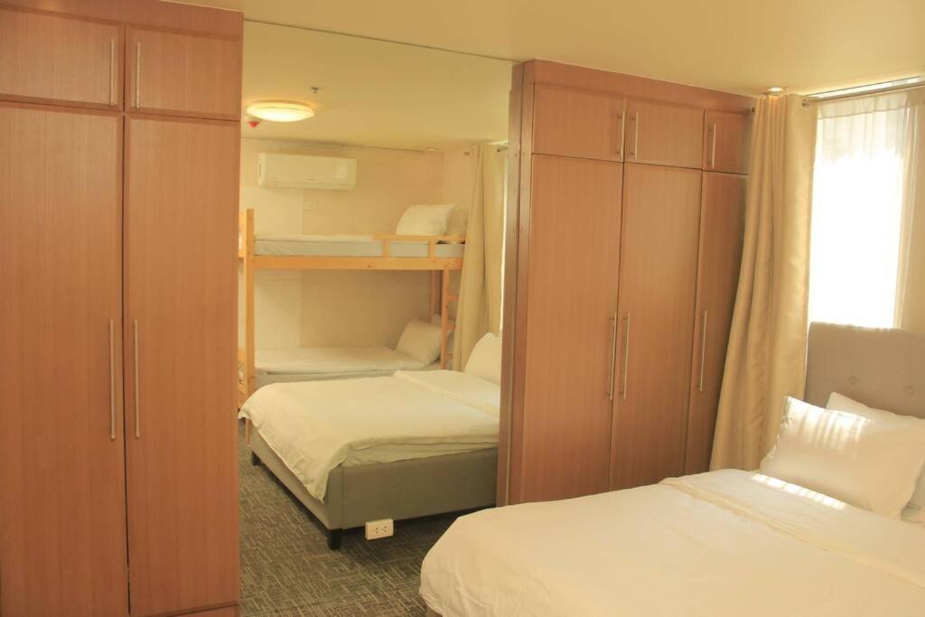 A2J Luxury 1Br Balcony Suite Near Venice Mall Bgc Manilla Buitenkant foto