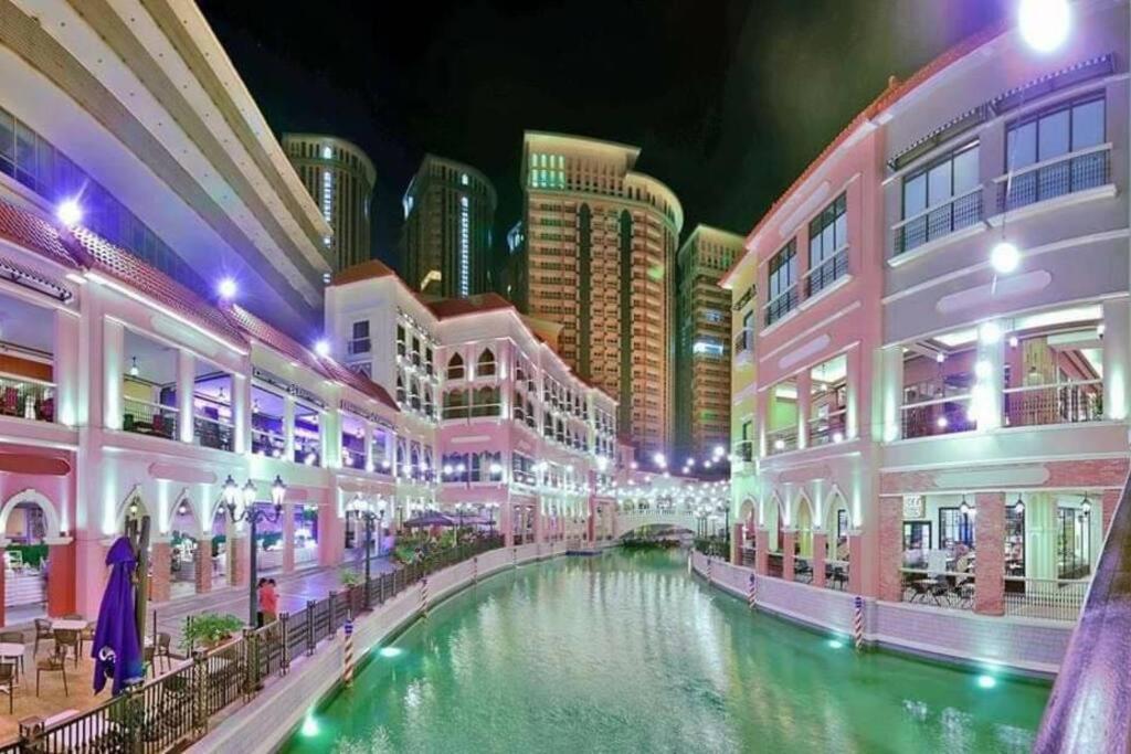 A2J Luxury 1Br Balcony Suite Near Venice Mall Bgc Manilla Buitenkant foto