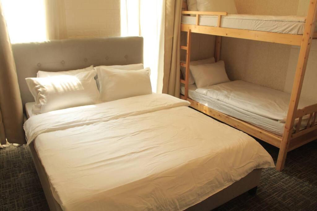 A2J Luxury 1Br Balcony Suite Near Venice Mall Bgc Manilla Buitenkant foto