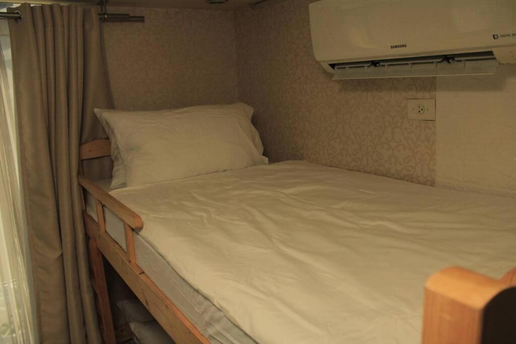 A2J Luxury 1Br Balcony Suite Near Venice Mall Bgc Manilla Buitenkant foto