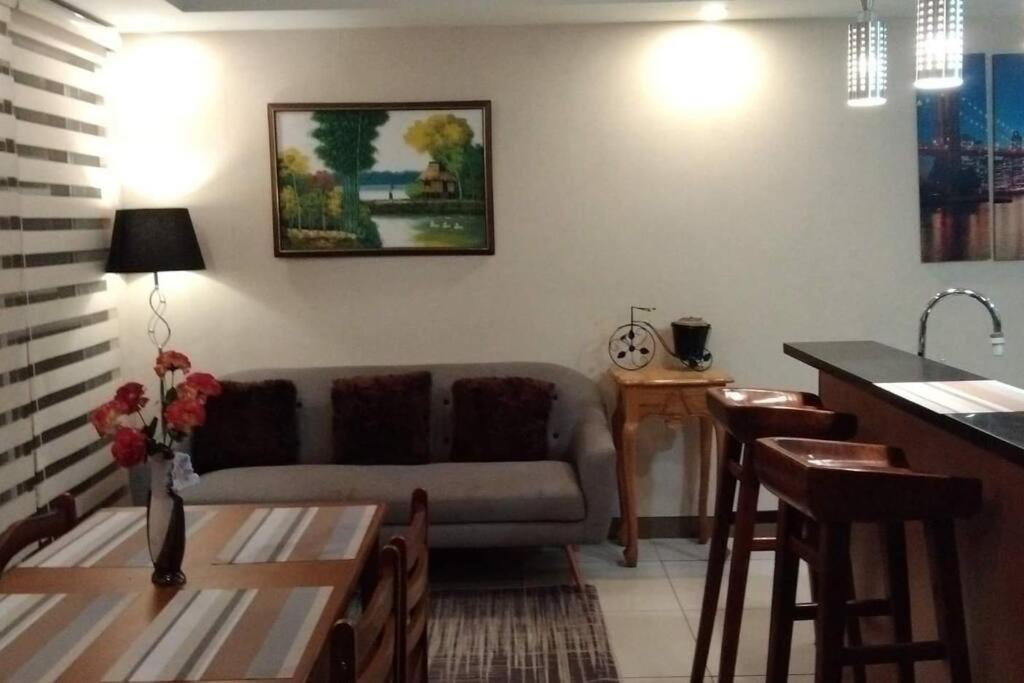 A2J Luxury 1Br Balcony Suite Near Venice Mall Bgc Manilla Buitenkant foto