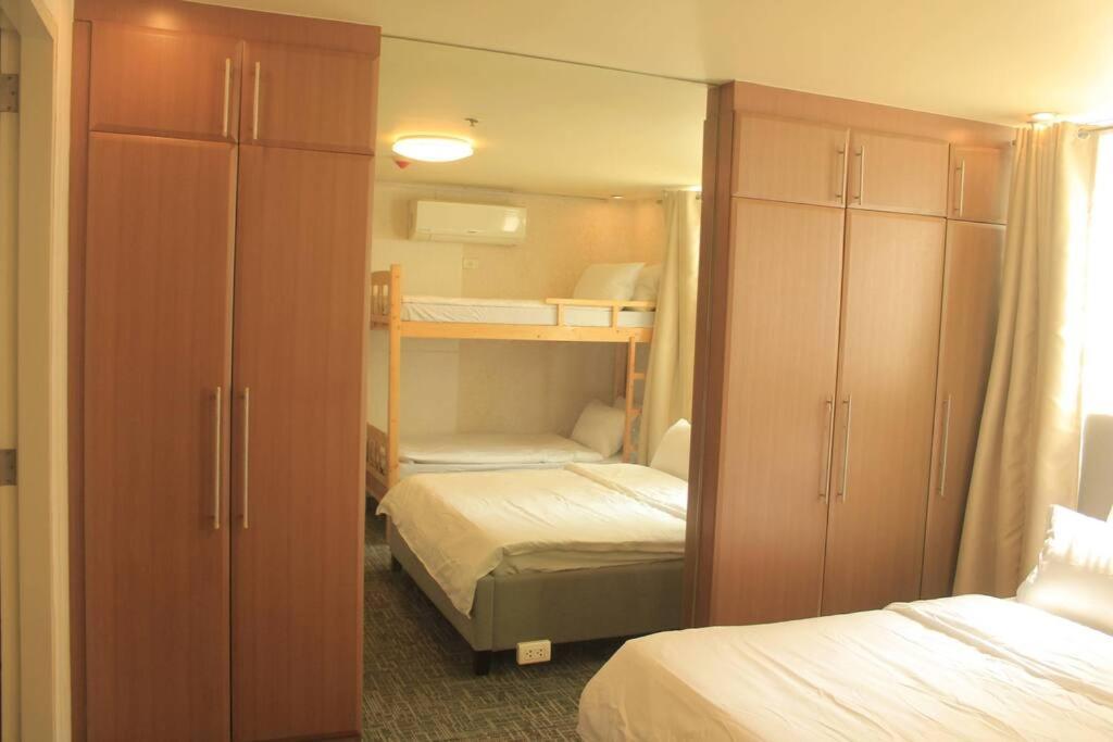 A2J Luxury 1Br Balcony Suite Near Venice Mall Bgc Manilla Buitenkant foto